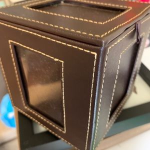 Picture storage box